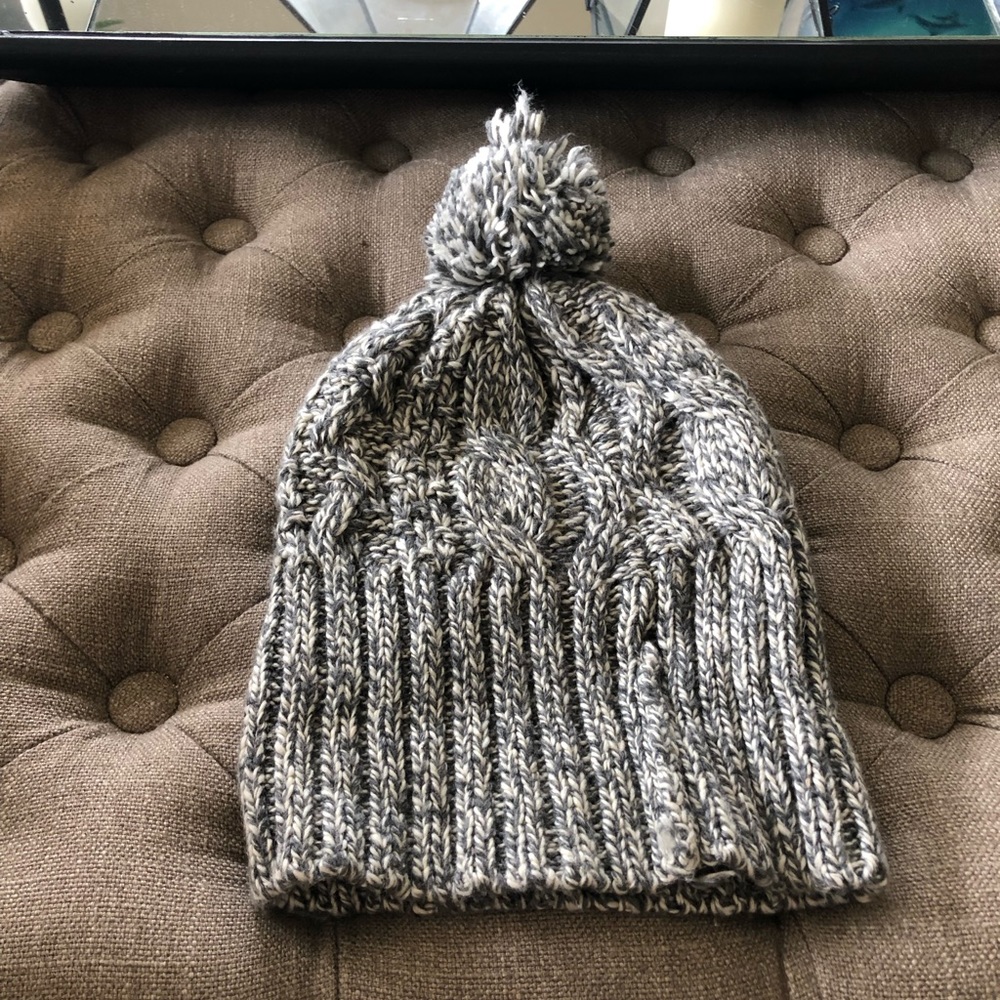 Grey Pom Pom beanie